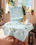 Покривка каре "Синьо с марагаритки" - 80х80 см .