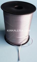 Кадифена лента 1 см.