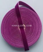 Кадифена лента 2 см.